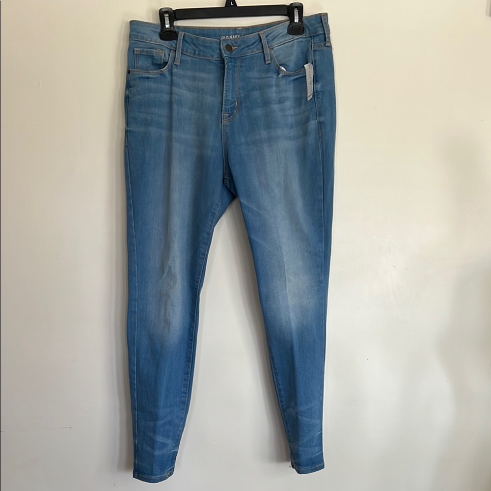 Old Navy NWT Rockstar Blue Jeans